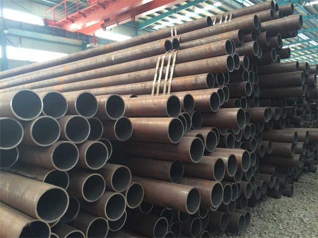 芜湖化肥设备用高压无缝钢管